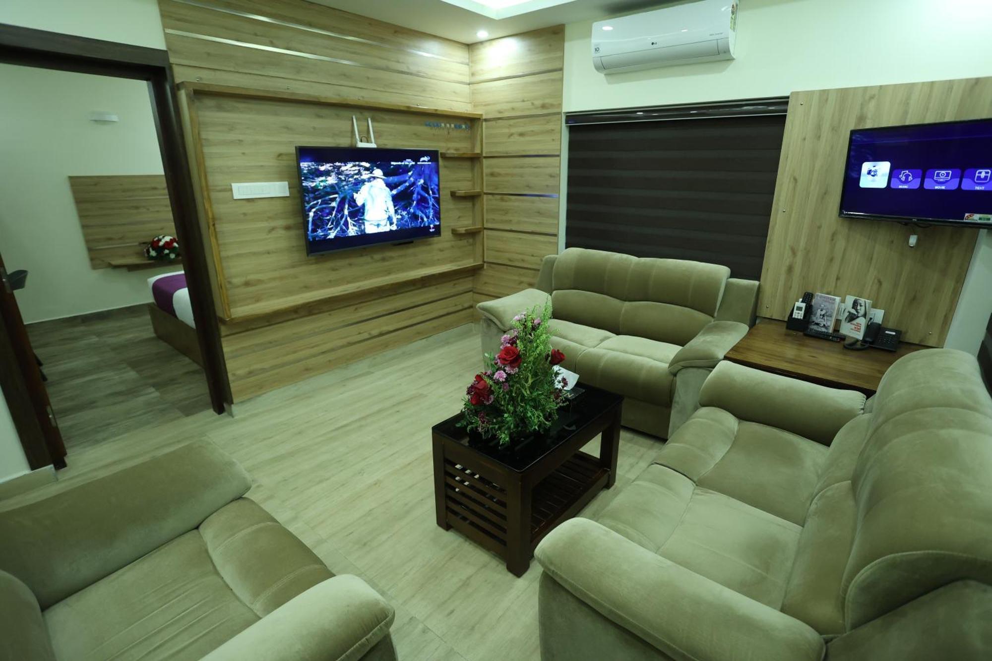 Balaji Regency Kanhangad Kannangad Экстерьер фото