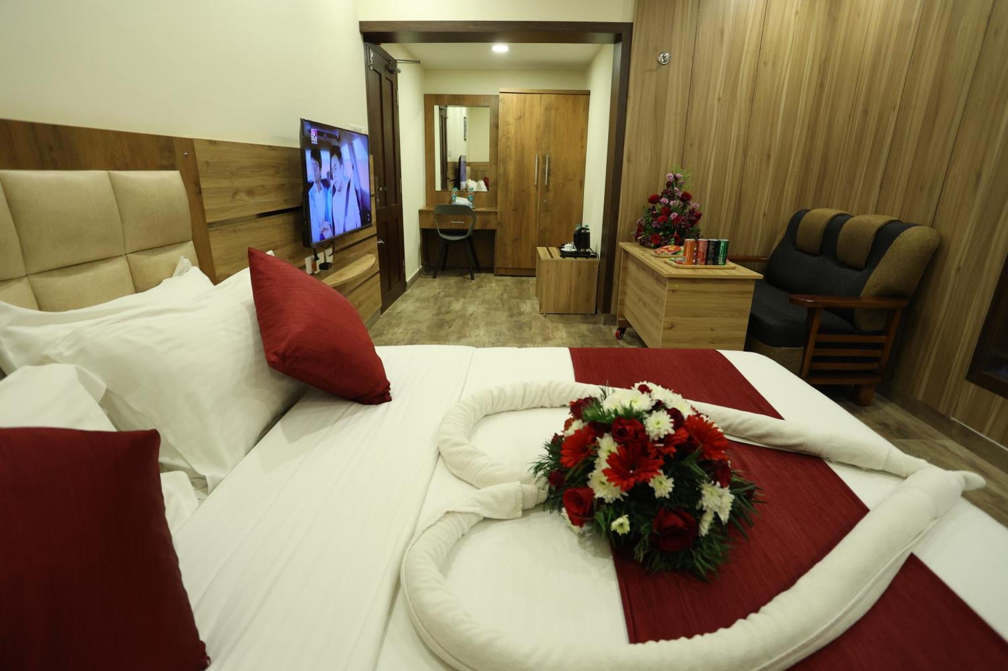 Balaji Regency Kanhangad Kannangad Экстерьер фото